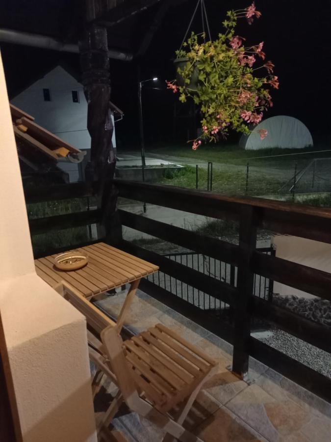 Casa Loredana Cartisoara Luaran gambar