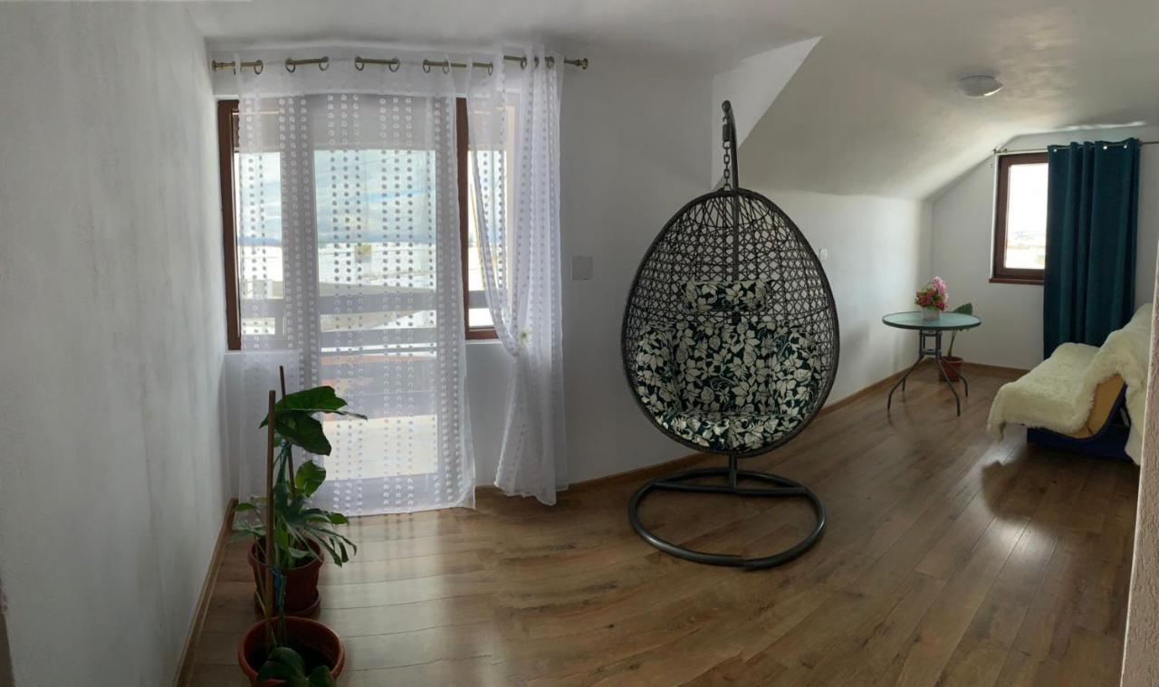 Casa Loredana Cartisoara Luaran gambar